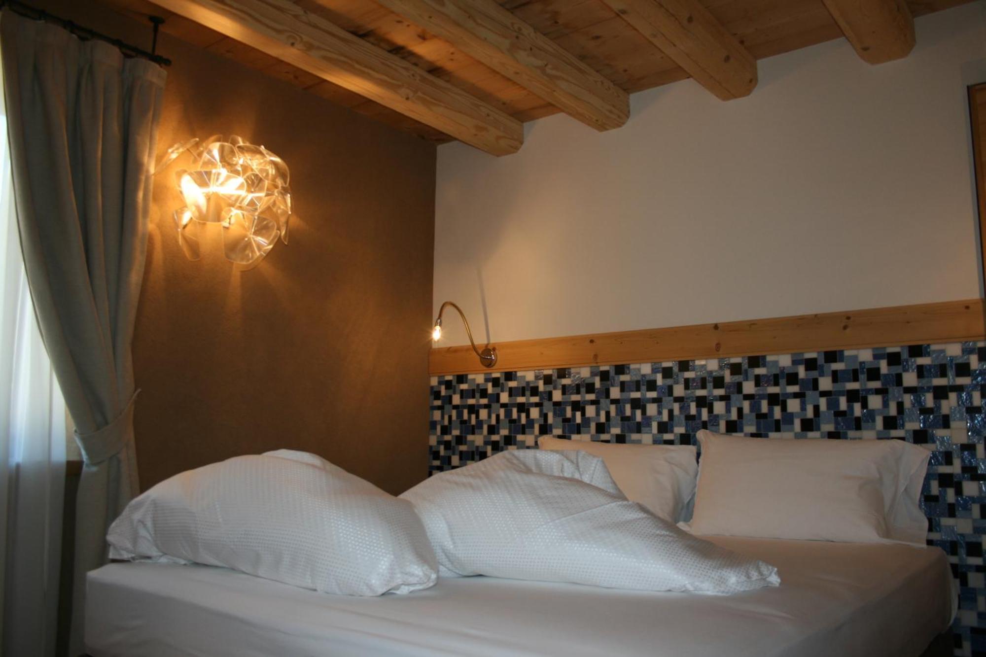Hotel Orso Grigio Cavalese Exterior photo