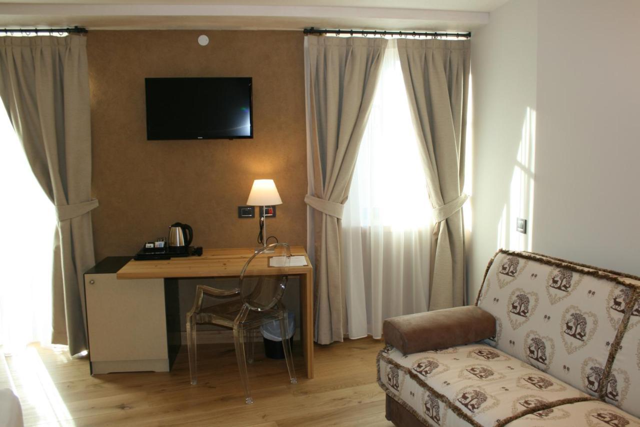 Hotel Orso Grigio Cavalese Exterior photo